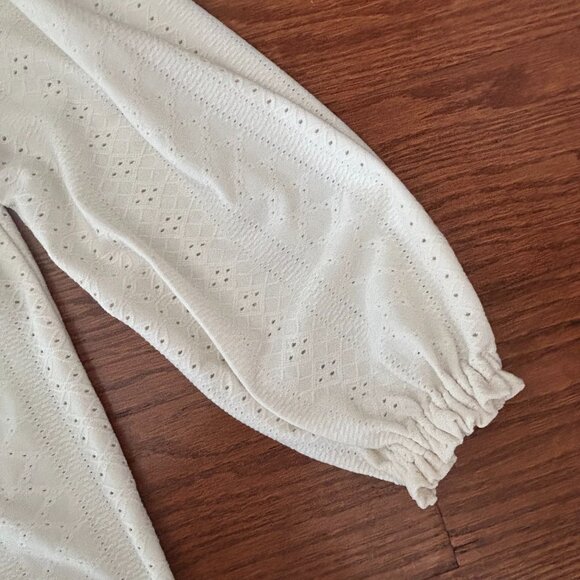 Ann Taylor Eyelet Ivory Smocked Neck Puffed Sleeve Blouse Size XS balloon sleeve - Picture 7 of 12